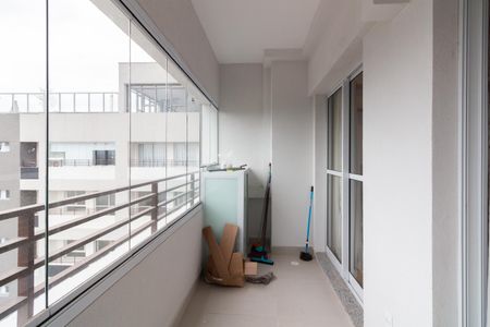 Apartamento para alugar com 32m², 1 quarto e 1 vaga Apartamento para alugar com 32m², 1 quarto e 1 vagaVaranda