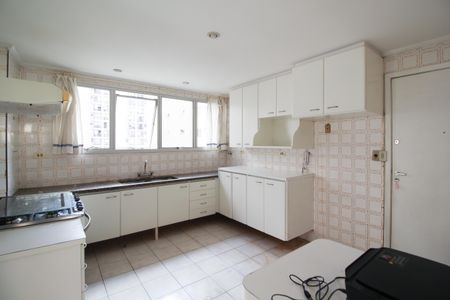 Apartamento à venda com 164m², 4 quartos e 3 vagasCozinha