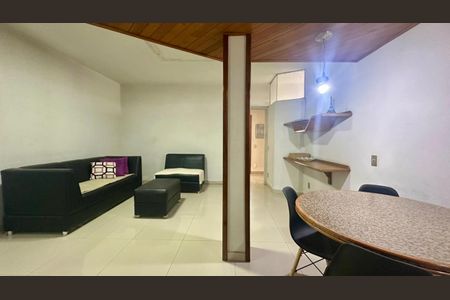 Sala  de apartamento à venda com 3 quartos, 90m² em Santo Antônio, Belo Horizonte