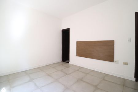 Casa para alugar com 240m², 4 quartos e 2 vagasQuarto 4 - Suíte