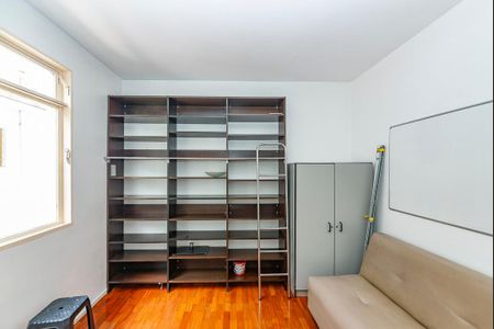 Apartamento para alugar com 120m², 4 quartos e 1 vaga Apartamento para alugar com 120m², 4 quartos e 1 vagaQuarto 4