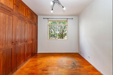 Apartamento para alugar com 120m², 4 quartos e 1 vaga Apartamento para alugar com 120m², 4 quartos e 1 vagaQuarto 2