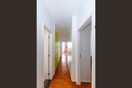 Apartamento para alugar com 120m², 4 quartos e 1 vaga Apartamento para alugar com 120m², 4 quartos e 1 vagaCorredor