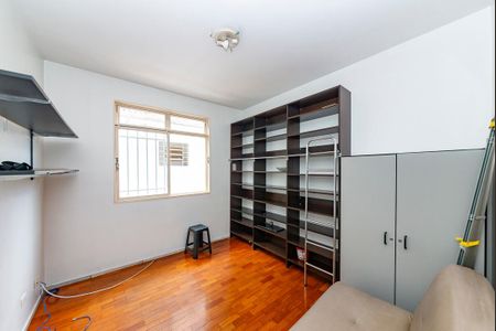 Apartamento para alugar com 120m², 4 quartos e 1 vaga Apartamento para alugar com 120m², 4 quartos e 1 vagaQuarto 4
