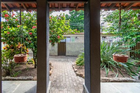 Casa à venda com 290m², 5 quartos e 2 vagas1º andar - Vista da Sala