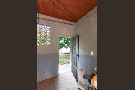 Casa à venda com 290m², 5 quartos e 2 vagasGaragem - Acesso ao quintal dos fundos