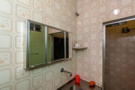 Casa à venda com 290m², 5 quartos e 2 vagas2º andar - Banheiro da Suíte