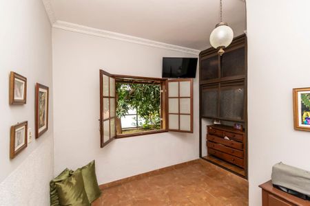 Casa à venda com 290m², 5 quartos e 2 vagas1º andar - Quarto 2