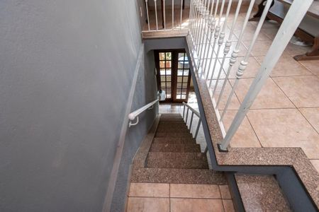 Casa à venda com 290m², 5 quartos e 2 vagas2º andar - Hall