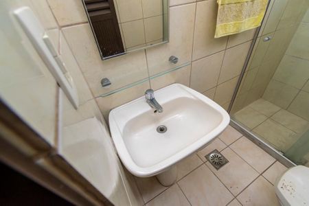 Casa à venda com 290m², 5 quartos e 2 vagas2º andar - Banheiro Social