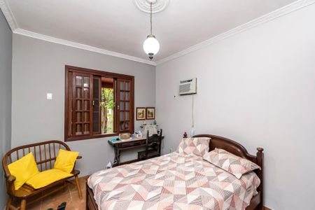 Casa à venda com 290m², 5 quartos e 2 vagas1º andar - Quarto 1