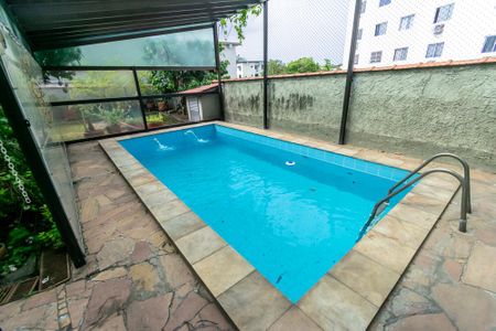 Casa à venda com 290m², 5 quartos e 2 vagasDeck da Piscina