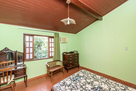 Casa à venda com 290m², 5 quartos e 2 vagas2º andar - Quarto 5