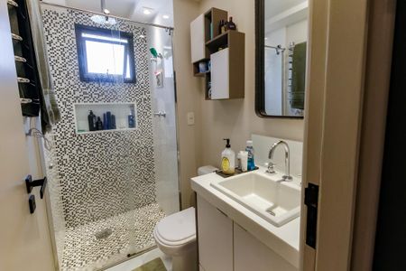 Apartamento à venda com 220m², 5 quartos e 4 vagasBanheiro da Suíte 3