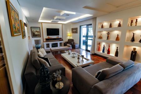 Apartamento à venda com 220m², 5 quartos e 4 vagasSala 1