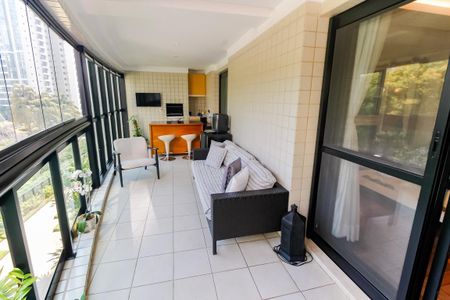 Varanda gourmet de apartamento à venda com 5 quartos, 220m² em Jardim Morumbi, São Paulo