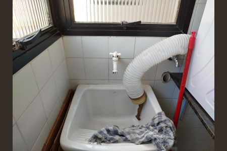 Apartamento à venda com 62m², 2 quartos e 1 vagaÁrea de Serviço