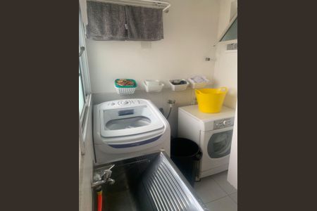 Apartamento à venda com 122m², 3 quartos e 1 vagaÁrea de serviço