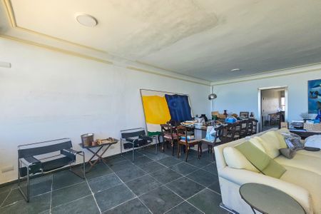 Apartamento para alugar com 285m², 4 quartos e 1 vagaSala