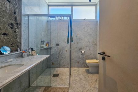 Apartamento para alugar com 285m², 4 quartos e 1 vagabanheiro 1