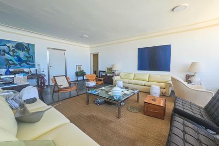 Apartamento para alugar com 285m², 4 quartos e 1 vagaSala