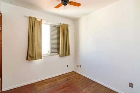 Apartamento à venda com 145m², 4 quartos e 3 vagasQuarto 3