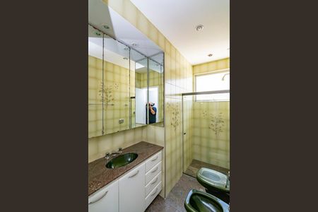 Apartamento à venda com 145m², 4 quartos e 3 vagasBanheiro Social