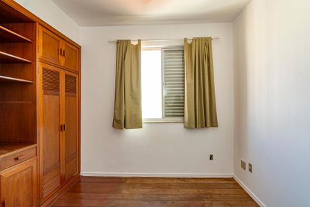 Apartamento à venda com 145m², 4 quartos e 3 vagasQuarto 3