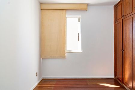 Apartamento à venda com 145m², 4 quartos e 3 vagasQuarto 4