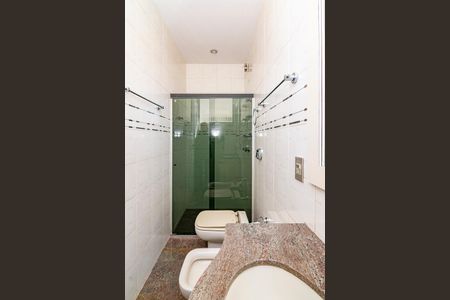 Apartamento à venda com 145m², 4 quartos e 3 vagasBanheiro da Suíte