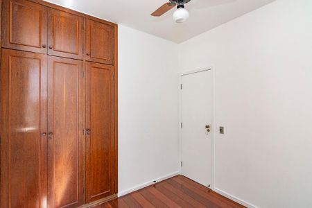 Apartamento à venda com 145m², 4 quartos e 3 vagasQuarto 4