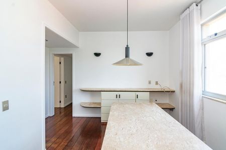 Apartamento à venda com 145m², 4 quartos e 3 vagasSala 2