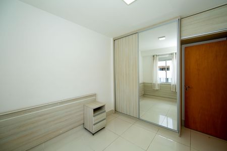 Apartamento à venda com 130m², 2 quartos e 3 vagasQUARTO2