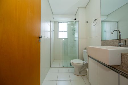 Apartamento à venda com 130m², 2 quartos e 3 vagasBANHEIRO1