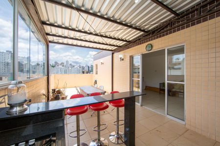 Apartamento à venda com 130m², 2 quartos e 3 vagasCOBERTURA