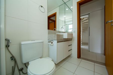 Apartamento à venda com 130m², 2 quartos e 3 vagasBANHEIRO1