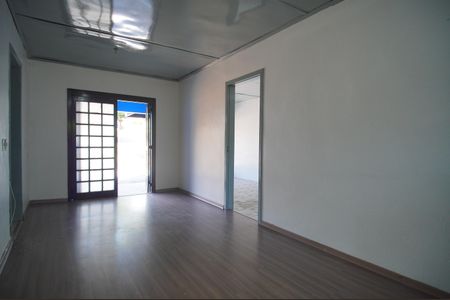 Sala de casa para alugar com 2 quartos, 75m² em Petrópolis, Novo Hamburgo