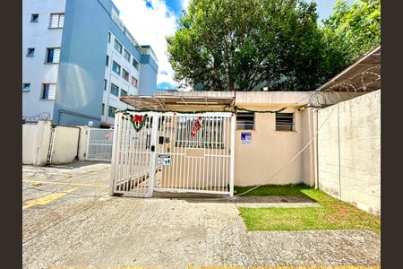 Apartamento para alugar com 90m², 2 quartos e 1 vagaPlaca Instalada na Fachada do Imóvel 