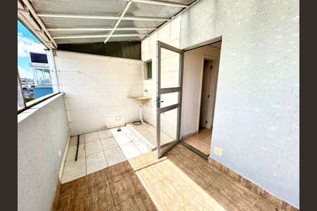 Apartamento para alugar com 90m², 2 quartos e 1 vagaÁrea de Serviço