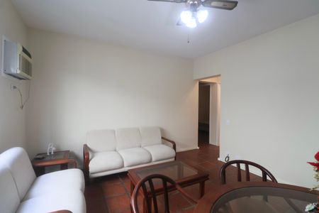 Sala de apartamento para alugar com 2 quartos, 77m² em Tortuga, Guarujá