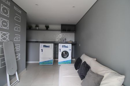 Apartamento para alugar com 37m², 2 quartos e 1 vagaÁrea comum / lavanderia