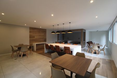 Apartamento para alugar com 37m², 2 quartos e 1 vagaSalão para festas