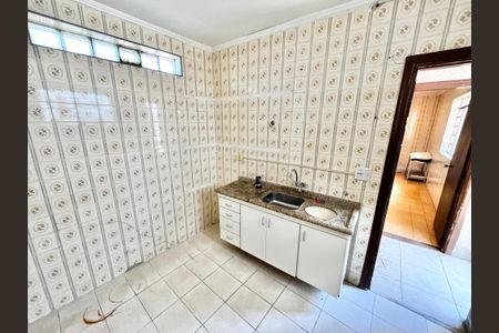 Casa para alugar com 40m², 1 quarto e sem vaga Casa para alugar com 40m², 1 quarto e sem vagaCozinha