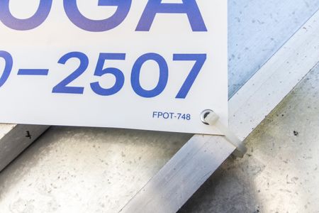 Casa para alugar com 93m², 2 quartos e 1 vaga Casa para alugar com 93m², 2 quartos e 1 vagaVista da Rua