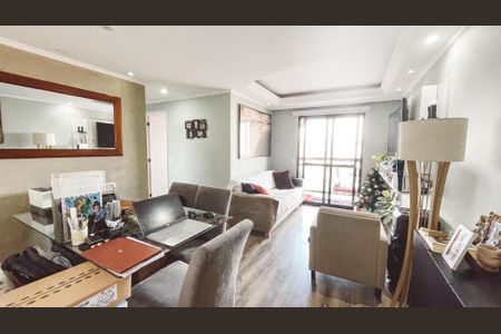 Sala de apartamento à venda com 3 quartos, 70m² em Vila Carbone, São Paulo