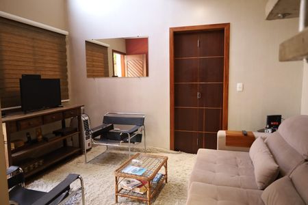 Casa para alugar com 3 quartos, 150m² em Jardim Juá, São Paulo