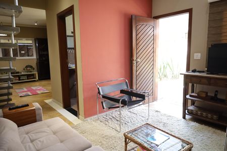 Casa para alugar com 3 quartos, 150m² em Jardim Juá, São Paulo