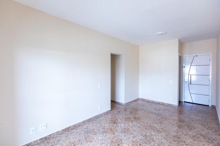 Sala de apartamento para alugar com 3 quartos, 70m² em Vila Itapura, Campinas