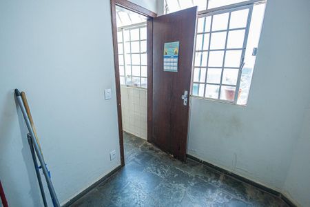 Casa de condomínio à venda com 170m², 4 quartos e 1 vaga Casa de condomínio à venda com 170m², 4 quartos e 1 vagaquarto 1 de serviço