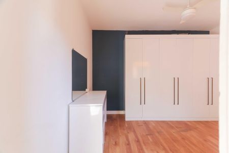 Casa à venda com 200m², 4 quartos e 2 vagasSuíte 2